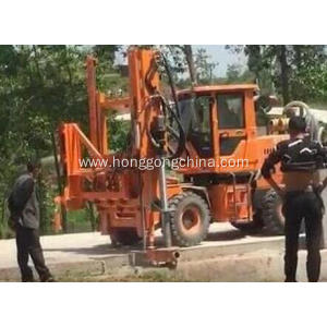 Mobile Road Guardrail Drilling Machine